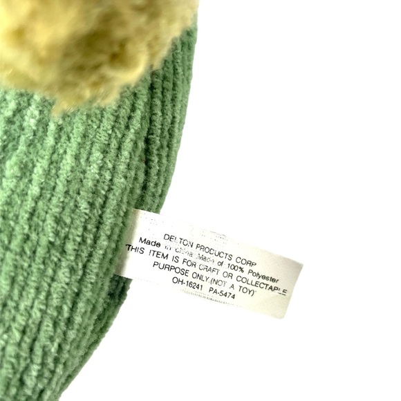 Other Vintage Delton Product Corp Fine Collectible Sitting Teddy Bear